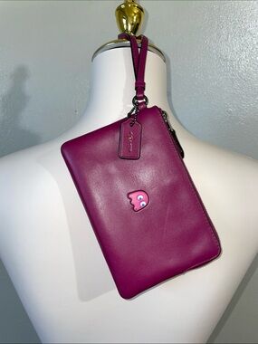 Coach Pac Man Colab Pink Leather Wristlet Zip Pouch Charm Clutch Retro Rare Y2K